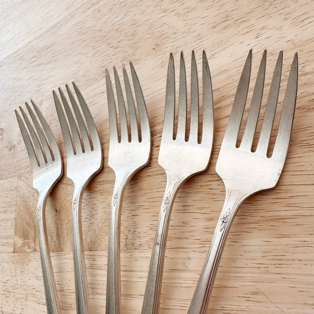 Vintage Oneida Community AA Lady Drake Silverplate Salad Forks 1940 Set of 5